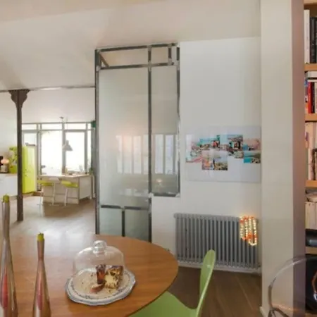 Two Bd Modern Loft Near Montmartre! Appartamento Parigi
