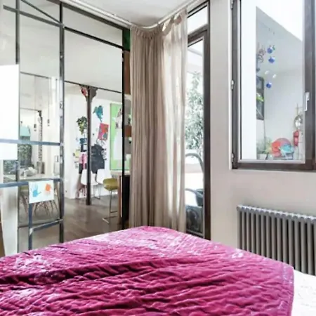 Two Bd Modern Loft Near Montmartre! Appartamento