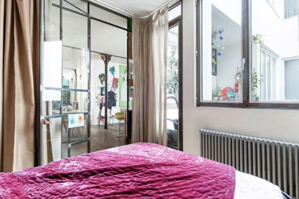 Two Bd Modern Loft Near Montmartre! Appartamento